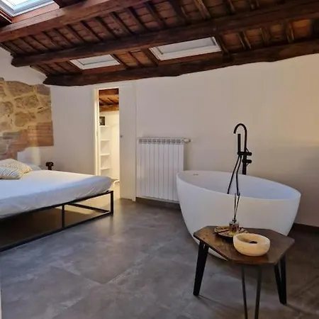 Tuttoporto-apartments Levante Apartman *